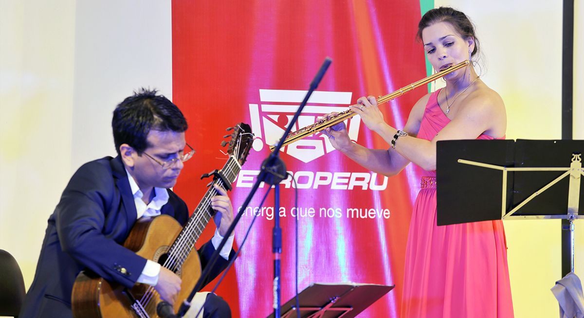 Talareños disfrutaron de velada musical de flauta y guitarra