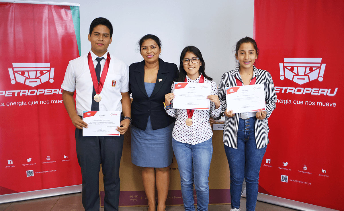 Escolares destacan importancia del PMRT en concurso interescolar de ensayos literarios