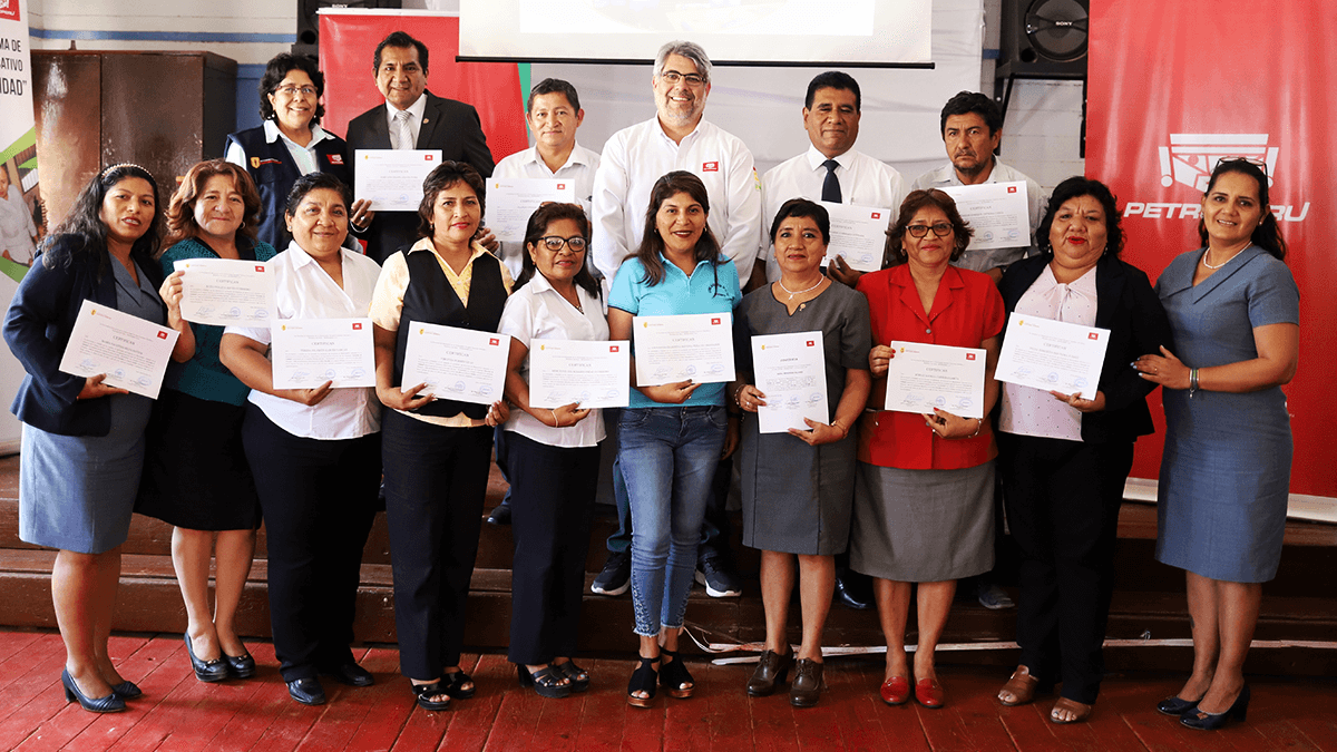 Docentes talareños culminan con éxito programa “Escuelas de Calidad”
