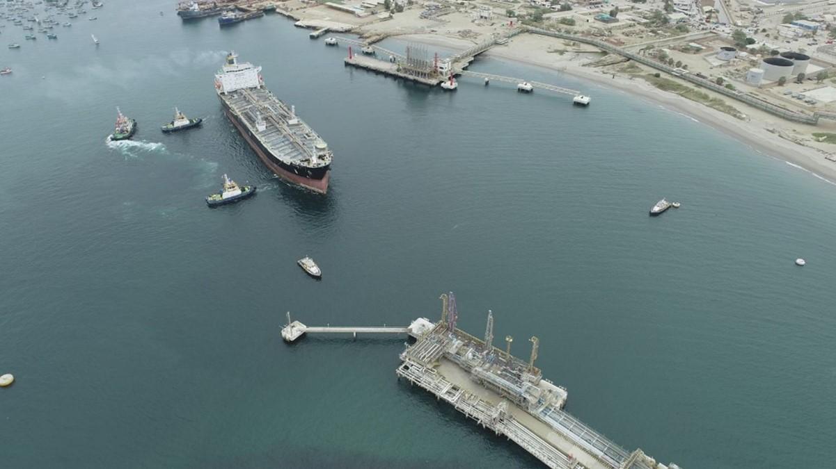 Refinería Talara realiza exitosas maniobras en Terminal Portuario Muelle 2