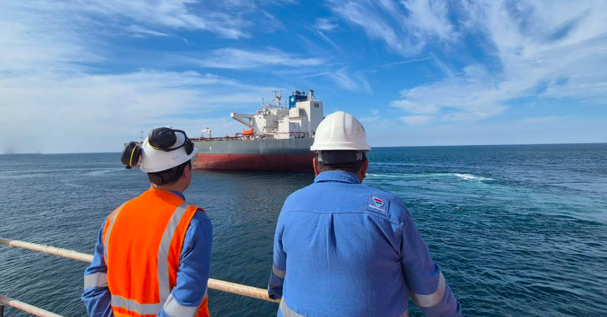 Refinería Talara recibe buque tanque de un millón de barriles de crudo oriente adquiridos a Ecuador